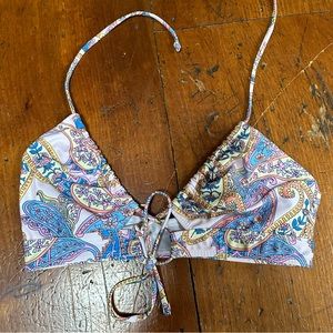 Multicolor women bikini top. Size small.